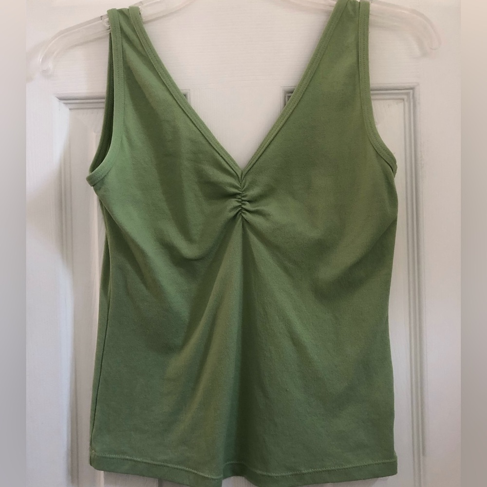 Red Paint Tee Green Tank Top